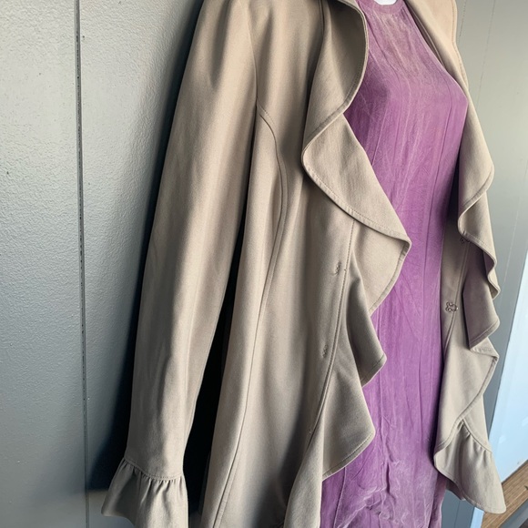 Beige Ruffle Jacket! - Picture 4 of 5